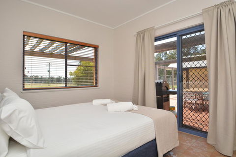 JE Guesthouse, Central To All The Hunter Valley Has To Offer - Hotel Accommodation 30