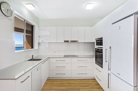 Victoria Parade, Kiah, Unit 10, 53 - Hotel Accommodation 5
