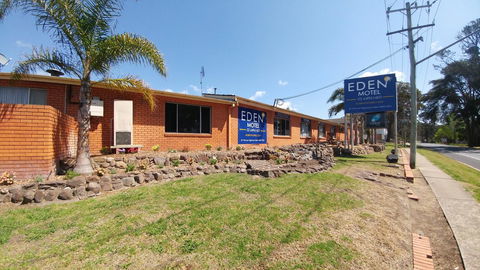 Eden Motel - Hotel Accommodation 24