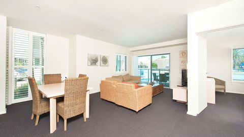 Pacific Blue, Salamander Bay - Hotel Accommodation 35