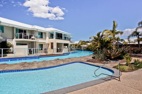 Pacific Blue, Salamander Bay - Hotel Accommodation 0