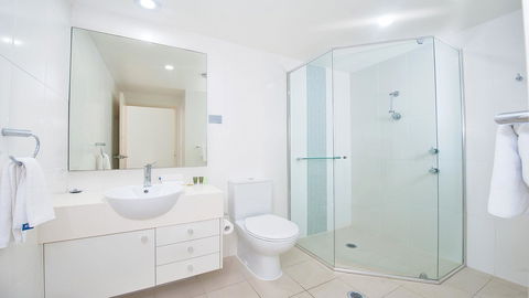 Pacific Blue, Salamander Bay - Hotel Accommodation 2