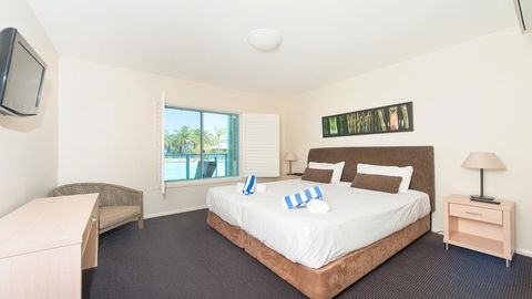 Pacific Blue, Salamander Bay - Hotel Accommodation 32