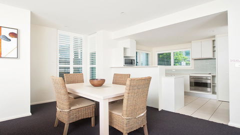 Pacific Blue, Salamander Bay - Hotel Accommodation 13