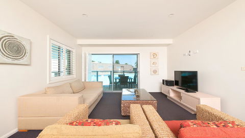 Pacific Blue, Salamander Bay - Hotel Accommodation 34