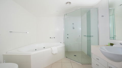 Pacific Blue, Salamander Bay - Hotel Accommodation 8