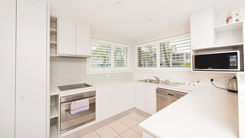 Pacific Blue, Salamander Bay - Hotel Accommodation 37