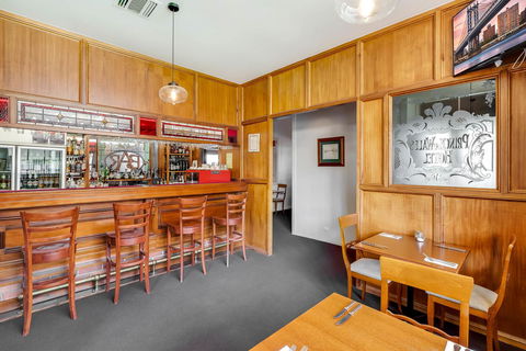 Prince Of Wales Hotel - Hotel Accommodation 25