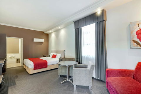 Prince Of Wales Hotel - Hotel Accommodation 35