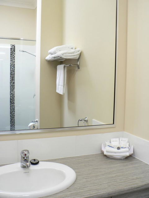 Prince Of Wales Hotel - Hotel Accommodation 43