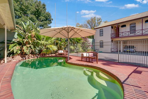 Prince Of Wales Hotel - Hotel Accommodation 36
