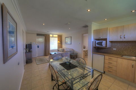 Cooma Motor Lodge Motel - Hotel Accommodation 25