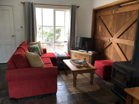 Arcadia - The Barn Cottage & Rosehill Cottage - Hotel Accommodation 8