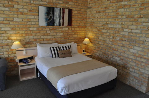 Mollymook Surfbeach Motel & Apartments - Hotel Accommodation 4