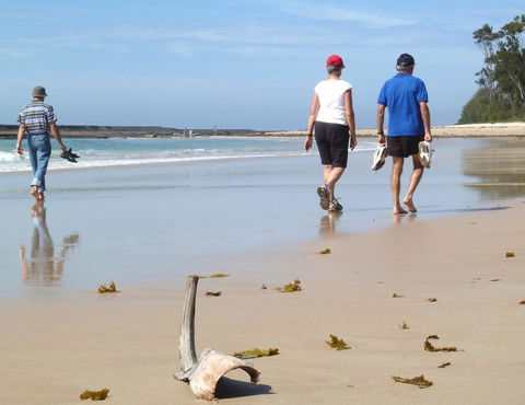 Mollymook Surfbeach Motel & Apartments - Hotel Accommodation 13