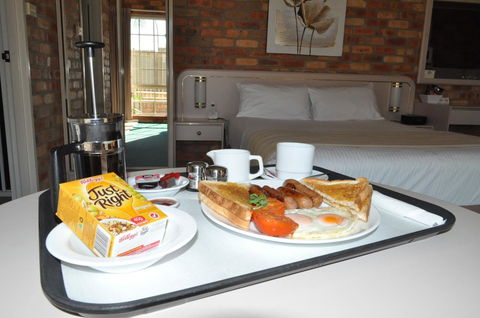 Mollymook Surfbeach Motel & Apartments - Hotel Accommodation 2