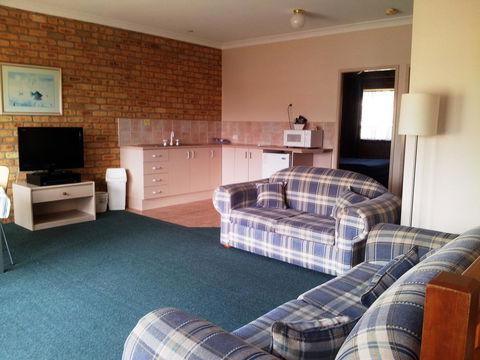 Mollymook Surfbeach Motel & Apartments - Hotel Accommodation 40