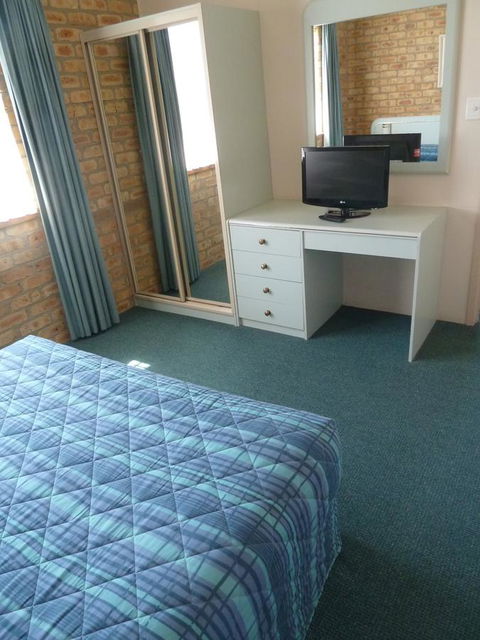 Mollymook Surfbeach Motel & Apartments - Hotel Accommodation 37