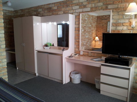 Mollymook Surfbeach Motel & Apartments - Hotel Accommodation 19