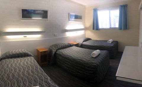 Coastal Bay Motel - Hotel Accommodation 21