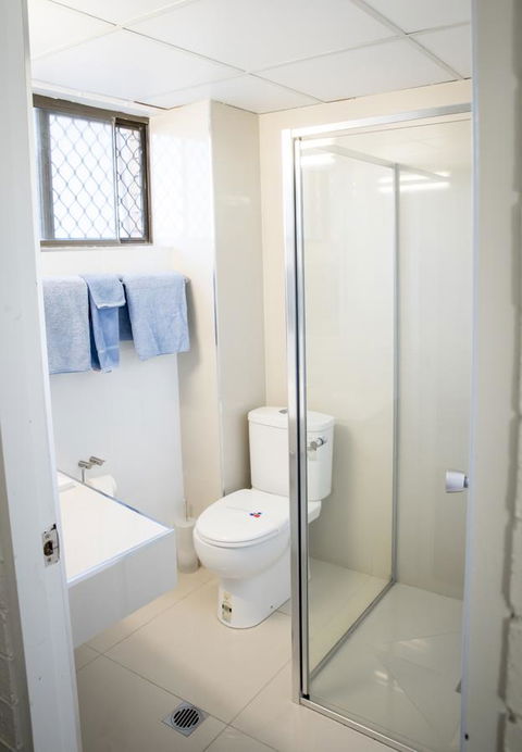 Coastal Bay Motel - Hotel Accommodation 41