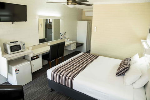 Coastal Bay Motel - Hotel Accommodation 28