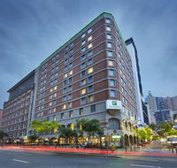 Holiday Inn Darling Harbour - Hotel Accommodation