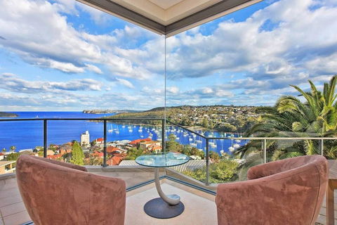 STUNNING MANLY VIEWS - Hotel Accommodation 0