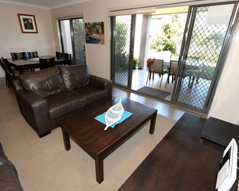 Yarrawonga Waterfront Apartments - Hotel Accommodation 13