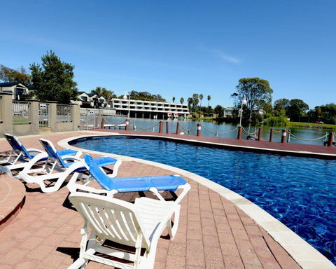 Yarrawonga Waterfront Apartments - Hotel Accommodation 10