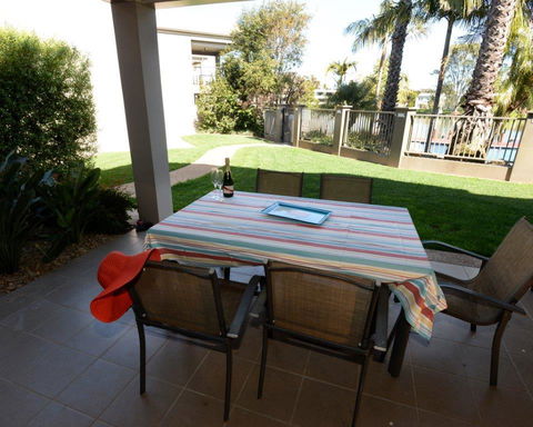 Yarrawonga Waterfront Apartments - Hotel Accommodation 5