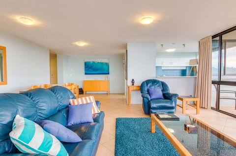 Pacific Towers Beach Resort - Hotel Accommodation 34