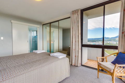 Pacific Towers Beach Resort - Hotel Accommodation 35