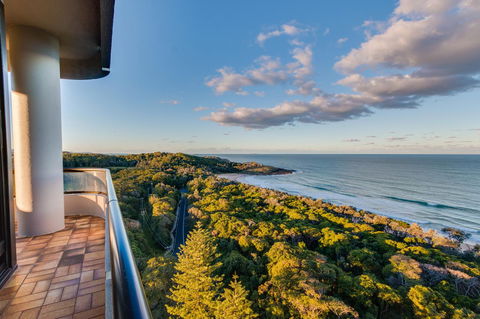 Pacific Towers Beach Resort - Hotel Accommodation 25