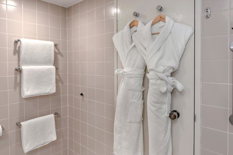 Crowne Plaza Sydney Airport, An IHG Hotel - Hotel Accommodation 24