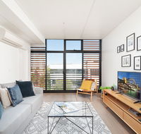 Newtown's Best Designer Apartment - Hotel Accommodation