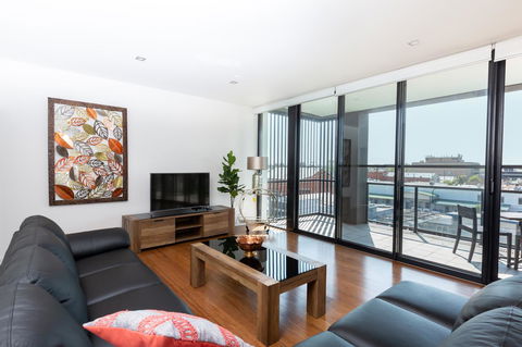 The Penthouse - Hotel Accommodation 10