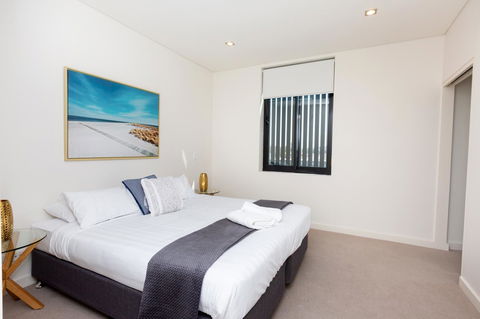 The Penthouse - Hotel Accommodation 12