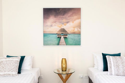 The Penthouse - Hotel Accommodation 24