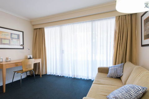 Grande Esplanade Studio - Hotel Accommodation 5