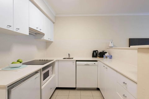 Grande Esplanade Studio - Hotel Accommodation 8