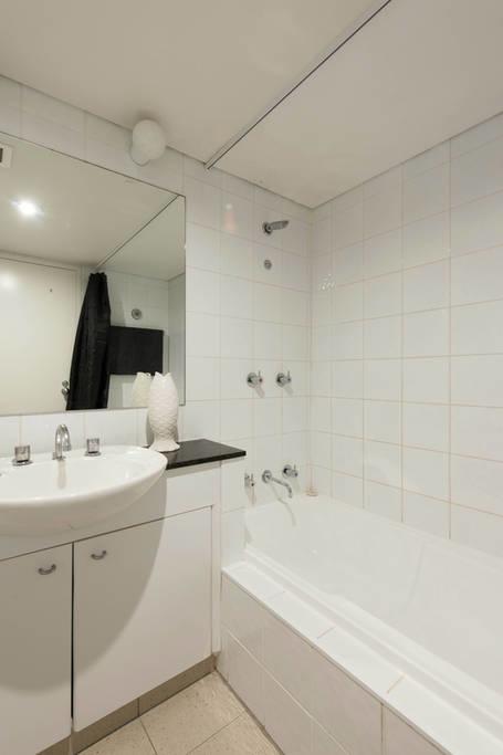 Grande Esplanade Studio - Hotel Accommodation 11