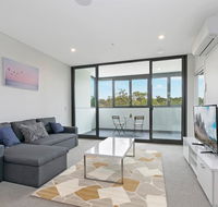 Stylish and Neat two bed apartment in Wentworth Point - Hotel Accommodation