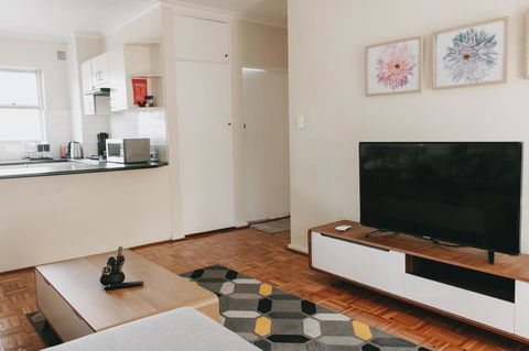 Lotus Stay Manly - Apartment 29B - Hotel Accommodation 2