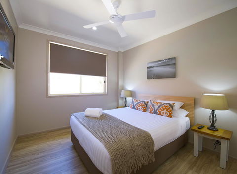 Marty's @ Little Beach - Hotel Accommodation 20