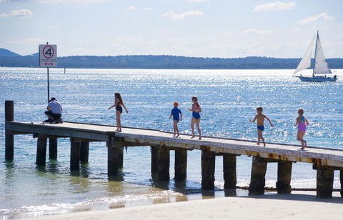 Marty's @ Little Beach - Hotel Accommodation 32