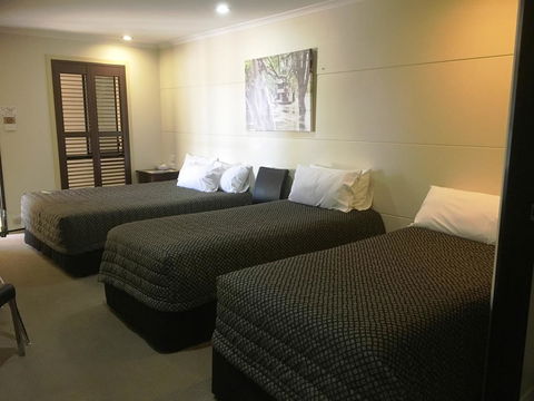 Balranald Club Motel - Hotel Accommodation 21