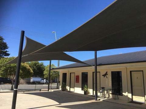 Balranald Club Motel - Hotel Accommodation 11