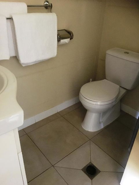 Balranald Club Motel - Hotel Accommodation 12