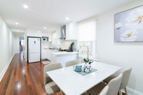 The Rocksberry - Hotel Accommodation 18